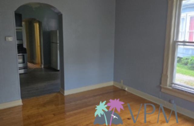647 West Lexington Avenue - A Gallery 2