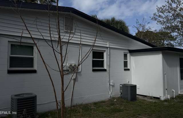 696 KESTNER Road Gallery 4