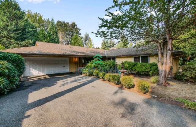 17023 72nd Ave Ne - 17023 72nd Avenue Northeast, Kenmore, WA 98028