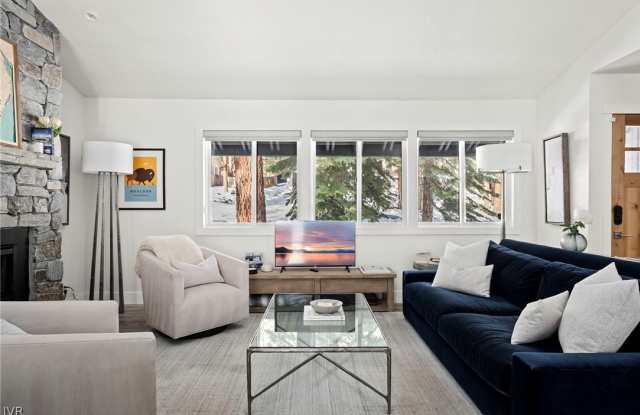 893 Donna Drive Gallery 4
