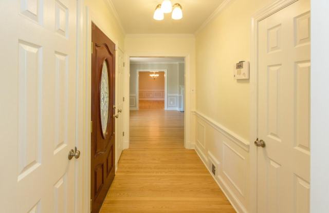 6435 OVERLOOK Drive Gallery 3