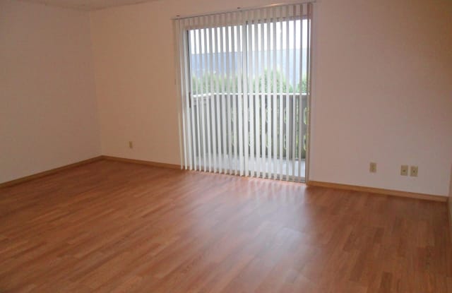 525-F Fairview Avenue SE Gallery 1