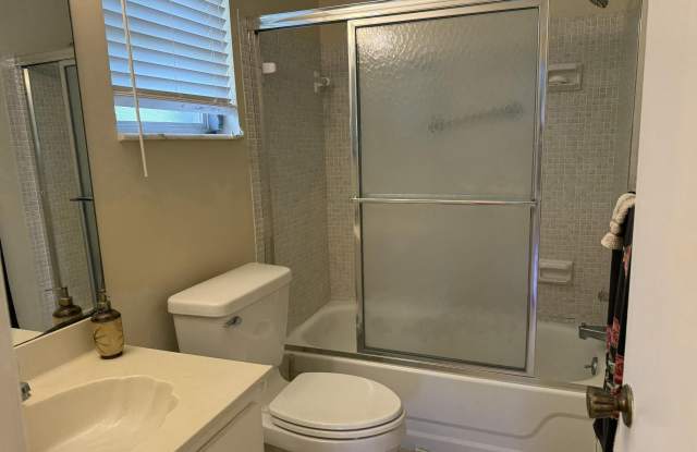 13761 Via Aurora Gallery 3