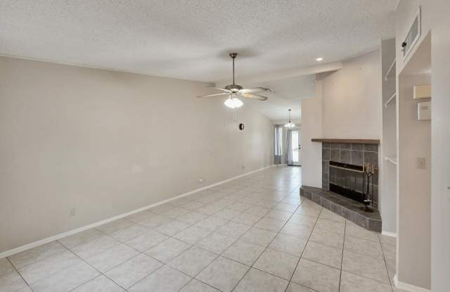 14607 N 40th Place Gallery 4