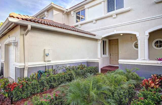 2229 Oakmont Drive Gallery 2