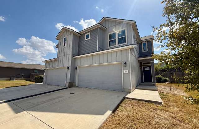 Lovely 3 bedroom/2.5 bath home in small neighborhood Sydney Cove in Cibolo. Gallery 1