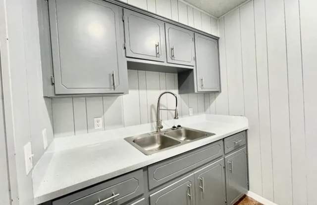 222 S. Westgate Dr photos photos