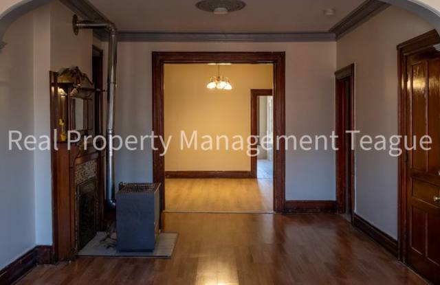 1040 5th Avenue photos photos