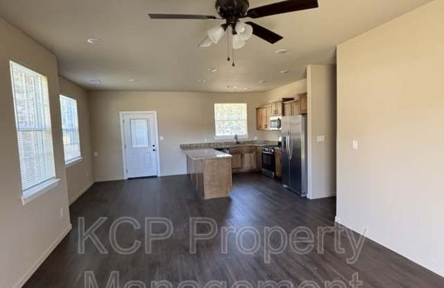 1714 Green Meadow Drive - B Gallery 2