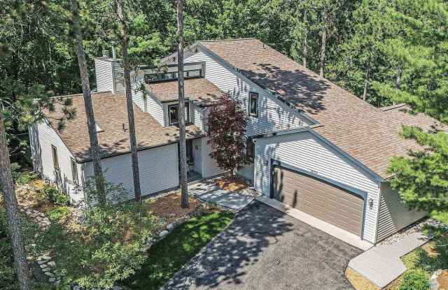 3005 Wild Juniper Trail - 3005 Wild Juniper Trail, Grand Traverse County, MI 49686