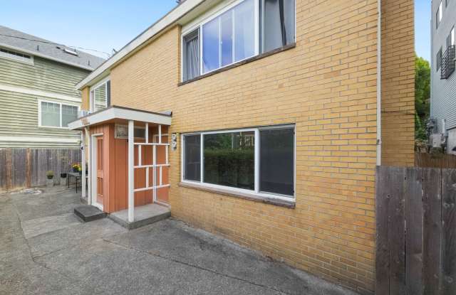 Serene Lake Union Apartment with Scenic Views  Flexible Layout photos photos