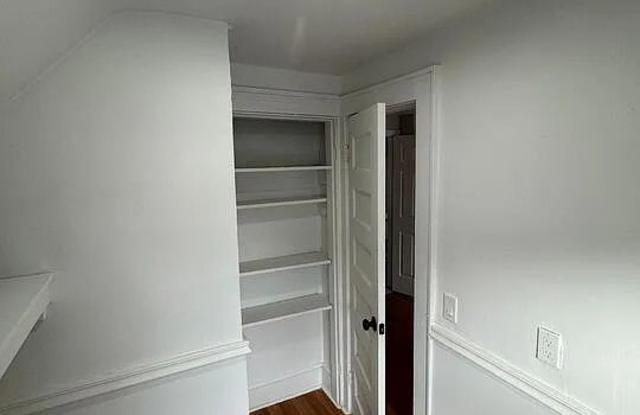 86 Cottage Street - 86 Cottage Street, Bridgeport, CT 06604