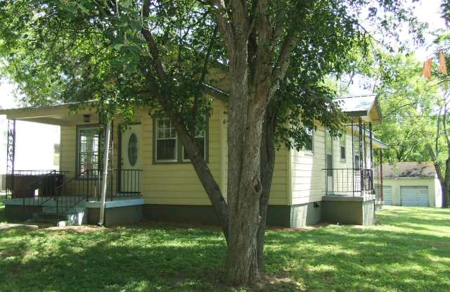 2701 Alhambra Cir Gallery 2