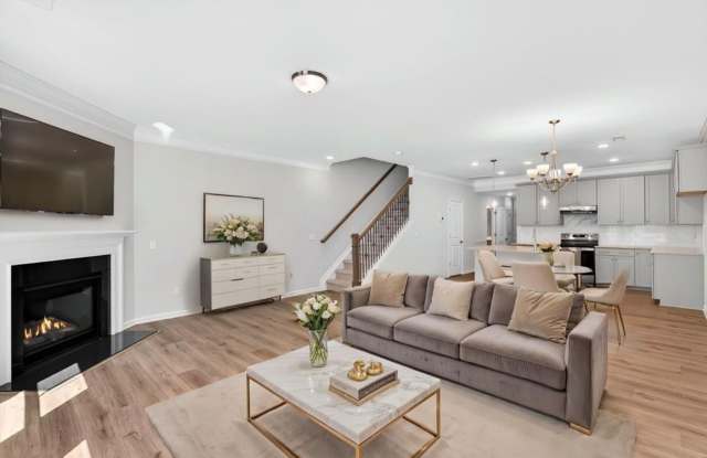 Newly Constructed 3‑Bedroom Townhouse Gallery 1