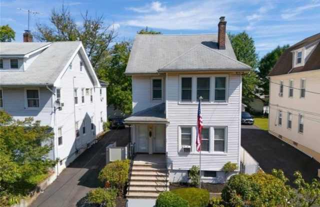 421 Berwick St photos photos