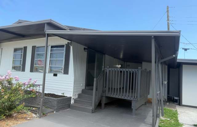 3 bedroom 2 bath Gallery 3