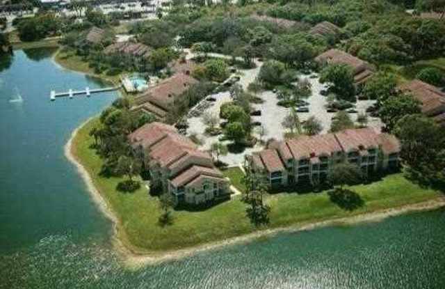 2405 NW 33rd Street photos photos