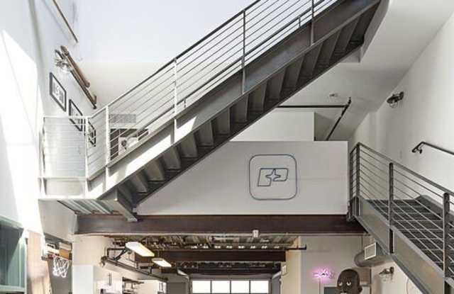 1046 Princeton Dr Gallery 2