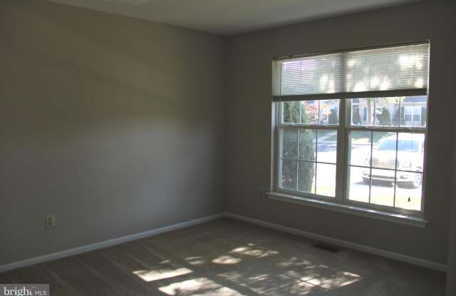 100 FAWN Gallery 2
