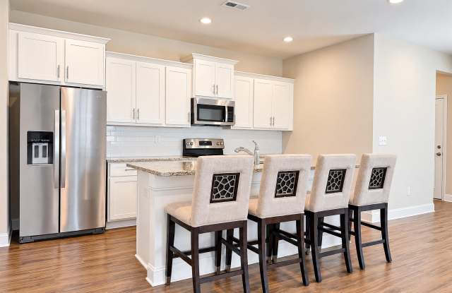 3229 McClellan Way Gallery 4