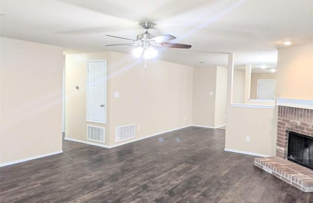 517 Azalea Drive Gallery 4