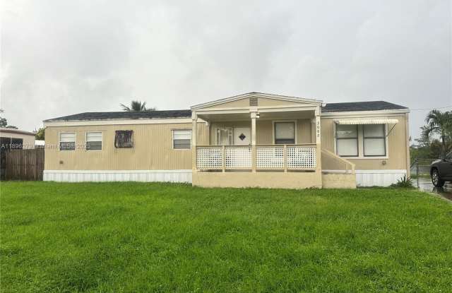 3082 Hibiscus Cir photos photos 3082 Hibiscus Cir photos photos