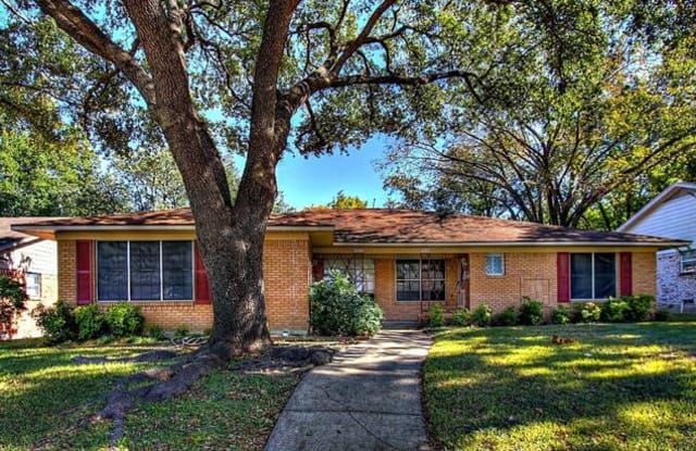 7030 Kingsbury Drive - 7030 Kingsbury Drive, Dallas, TX 75231