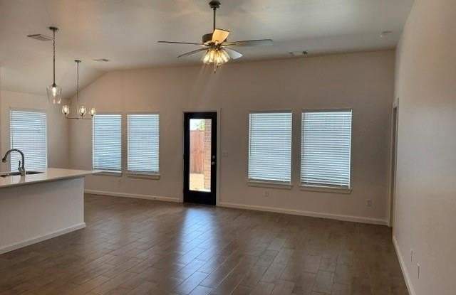 15905 Wolf Creek Way Gallery 4