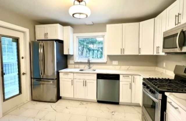15 S Baums Ct - 15 South Baums Court, Livingston, NJ 07039
