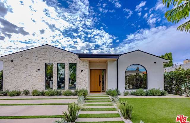 4705 Saloma Ave photos photos