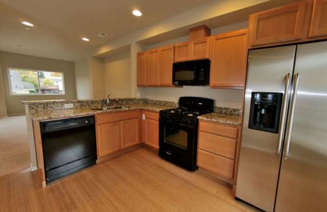 8081 165th Ln NE Gallery 3