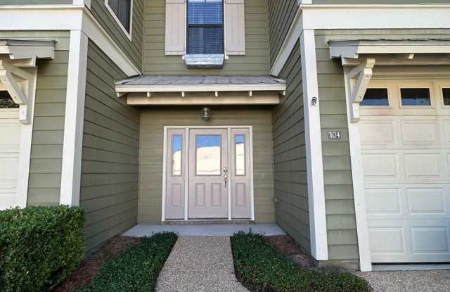 Charming 3 bed 2.5 bath townhouse photos photos