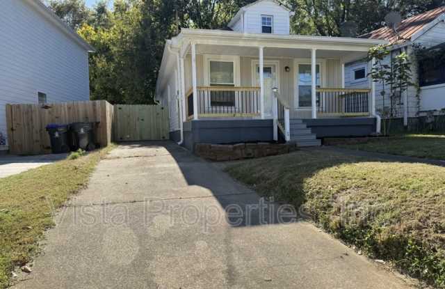 538 University Avenue photos photos