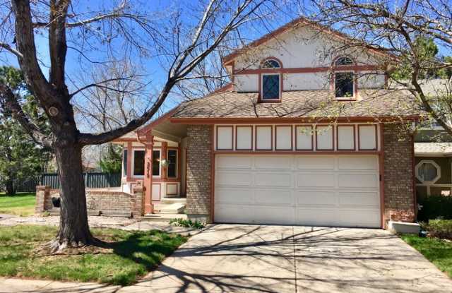 2619 South Iris Court Gallery 2