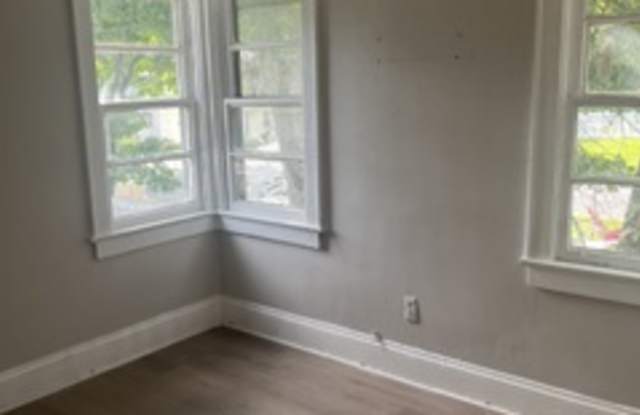 15 Tuthill Avenue - 2 Gallery 2