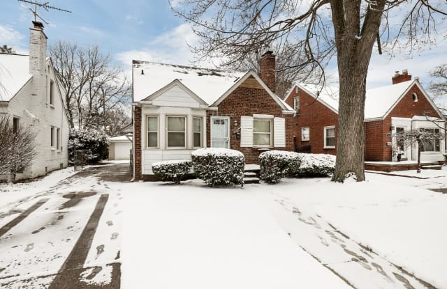 20886 Lochmoor St - 20886 Lochmoor Boulevard, Harper Woods, MI 48225