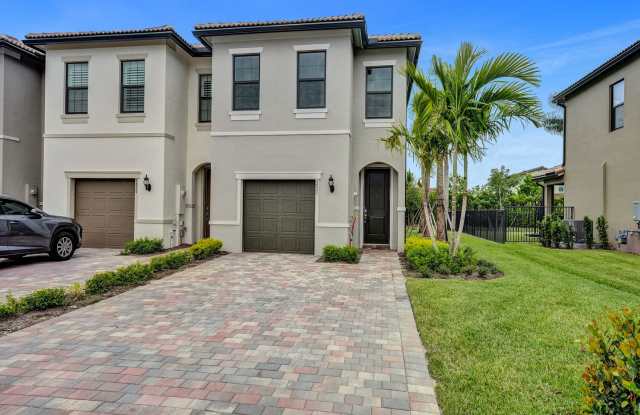 Brand New House Townhome in The Fields! Gallery 3