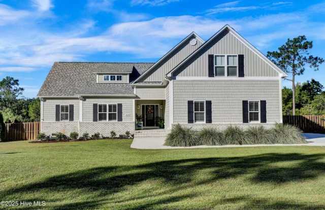 469 Scrub Oaks Drive - 469 Scrub Oaks Drive, Pender County, NC 28443