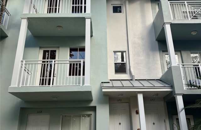 370 SW 14 Avenue photos photos