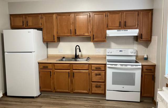 Spacious 2-Bedroom Living in a Quiet Community! photos photos