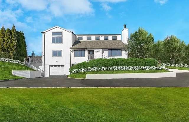 51  CHEVIOT ROAD photos photos