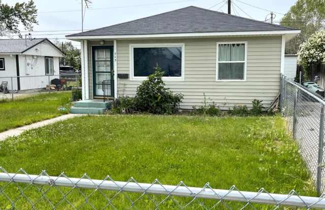 Cute and Cozy Two Bedroom Home in Richland photos photos Cute and Cozy Two Bedroom Home in Richland photos photos