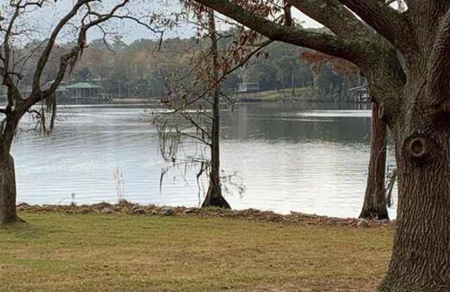 316 RIVERBEND DRIVE Gallery 4