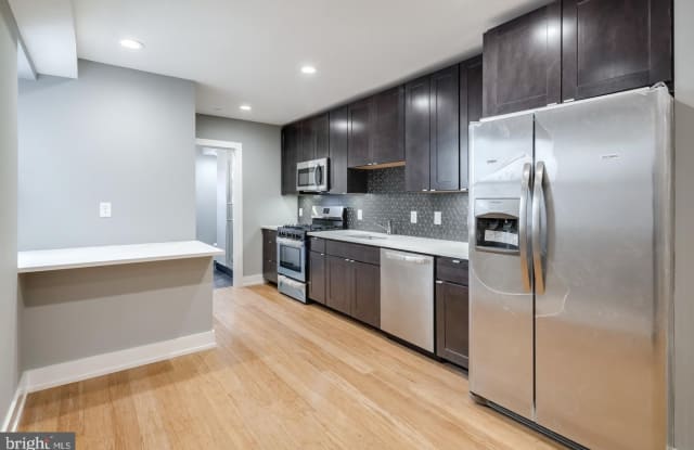 1530 CHRISTIAN STREET - 1530 Christian Street, Philadelphia, PA 19146