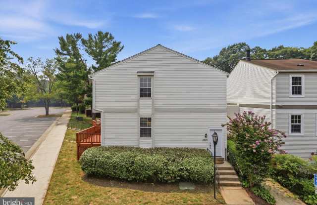5906 BRIDGETOWN Court Gallery 1