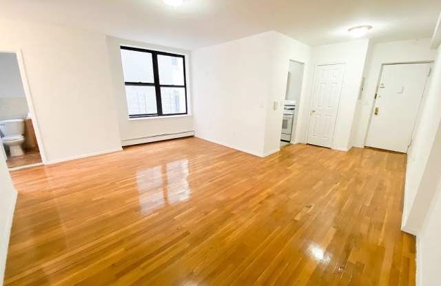 1305 Sheridan Ave photos photos