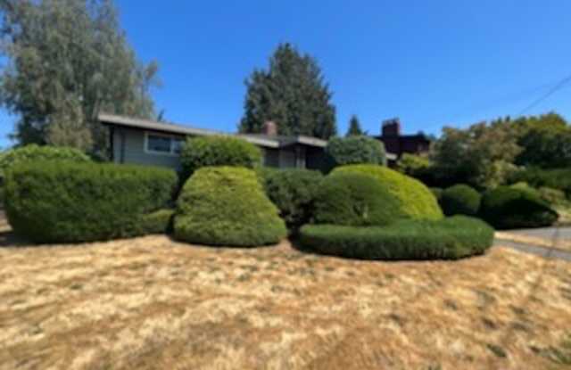 Recently remodeled 3 BR/1 3/4 BA house available in the View Ridge neighborhood! photos photos
