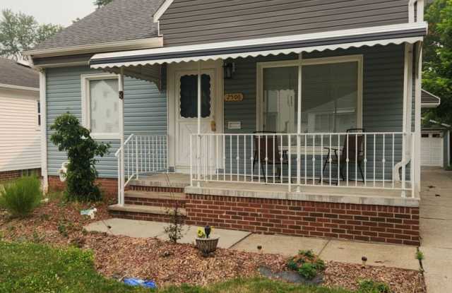 Charming 3-Bedroom Property in Prime Location photos photos