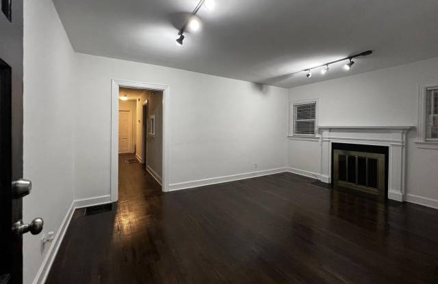2034 Nashville Court Gallery 2