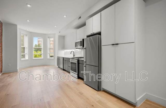 1963 Biltmore St NW Gallery 3